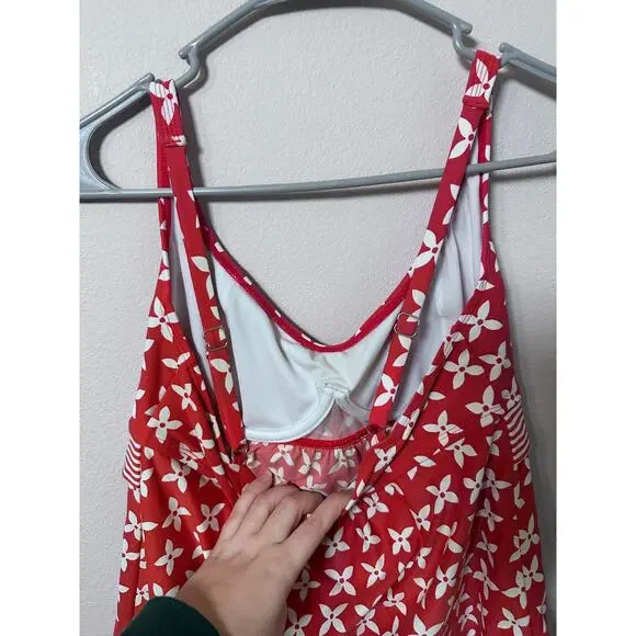 Beach house size 10 red orange with white tie tankini bathing suit - Picture 5 of 5